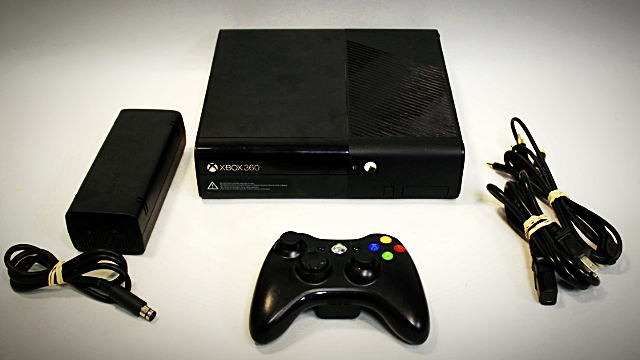 Внешний вид Xbox 360 E